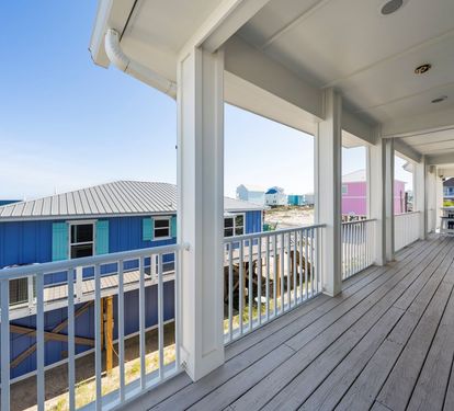 All Moh's Paradise Spacious Main Deck