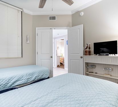 Beach Club 303B Bedroom 3 with Twins