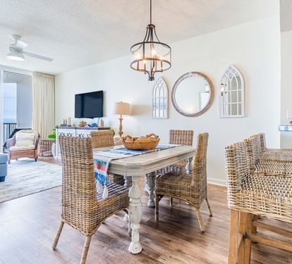 Beach Club 806A Dining Table Seats 4