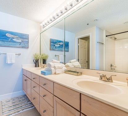 Beach Club 1705B Bathroom 2