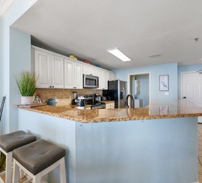 Beach Club 1208C Kitchen Counter Seats 2