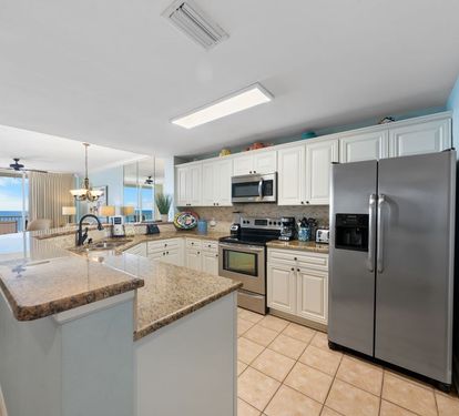 Beach Club 1208C Kitchen