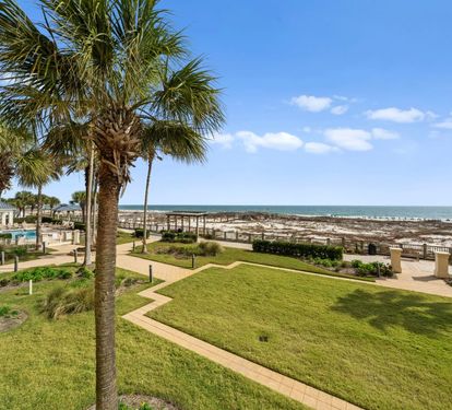 Beach Club 208C Balcony View