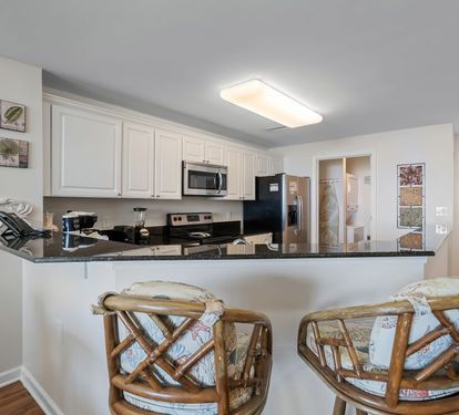 Beach Club 208C Kitchen Counter Seat 2