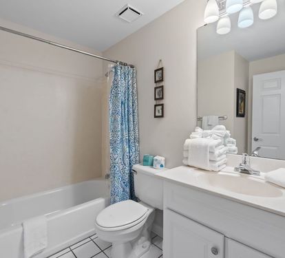 Beach Club 208C Bathroom 2 Tub/Shower Combo