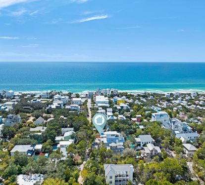 Located in Beautiful Seagrove Beach on 30A