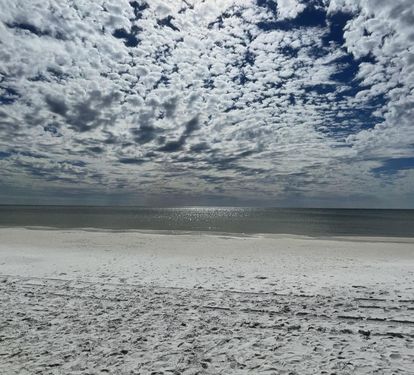 A view of the 30A beach.