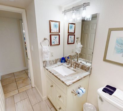 Guest Bathroom