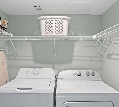 Convenient in-unit washer and dryer make it easy to keep beach towels, swimsuits, and vacation essentials fresh throughout your stay.