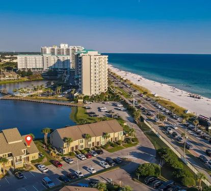 Prime location just steps from the beach! This lakefront villa sits across from the Gulf with easy access to white sand shores, dining, and shopping—all within walking distance.