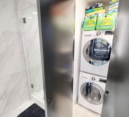 Washer & Dryer