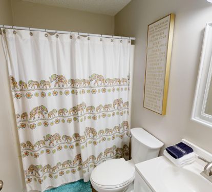 Guest Bathroom