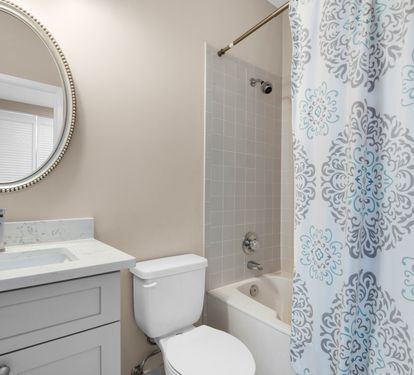 Bathroom 2 with Tub Shower Combo