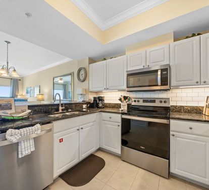 Crystal Tower 1003 Fully Equipped Kitchen