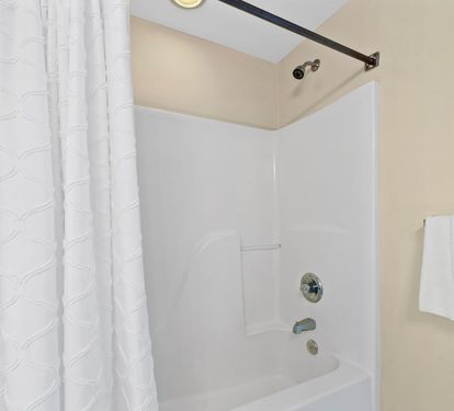 Crystal Tower 1003 Primary Bathroom with Tub Shower Combo