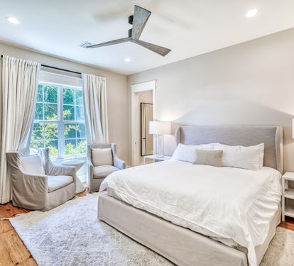 1st Floor - Primary King Suite