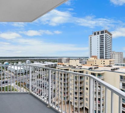 Lighthouse 901 Bedroom 2 Corner Balcony Access