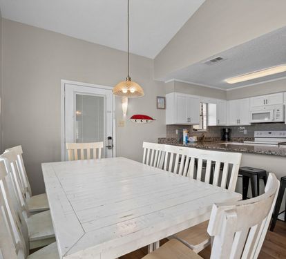 Sundial G3 Dining Table Seats 8