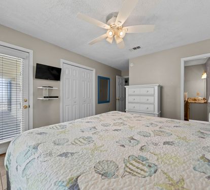 Sundial G3 Bedroom 3 with Queen Bed