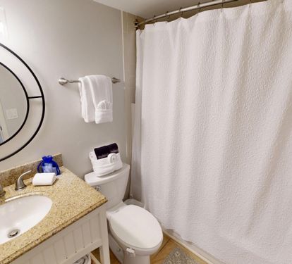 Guest Bathroom