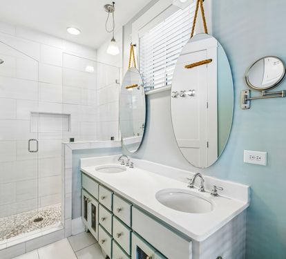 Primary King En-Suite - Dual Vanities + Walk-In Shower
