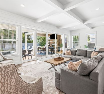 Spacious Living Area with Ample Space to Gather