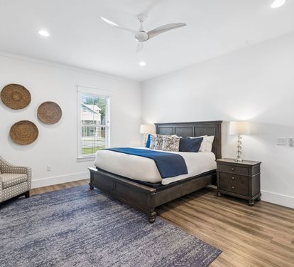 1st Floor - Primary King Suite