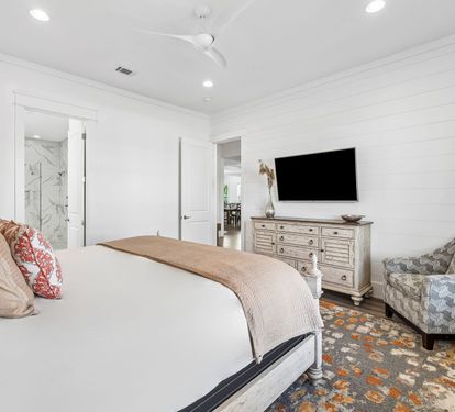 Primary King Suite - Equipped with a Flat-Screen TV