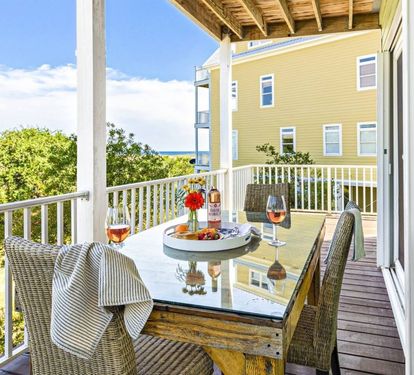 Salty Seashell Outdoor Dining on Balcony