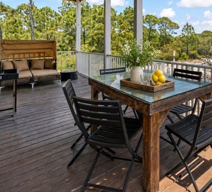 Salty Seashell Outdoor Dining Table Seats 5