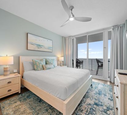Lighthouse 1709 Primary Bedroom with King Bed