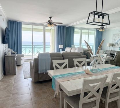 Plenty of room for everyone to sit together — because the best vacation memories start around the table.