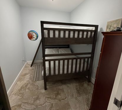Comfortable extra sleeping space to keep everyone close and comfy during your stay. 2 Full size bunk beds - Bedroom #4