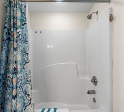 15 Crystal Shores West 1007 Primary Bathroom