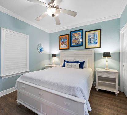 16 Crystal Shores West 1007 Bedroom 2