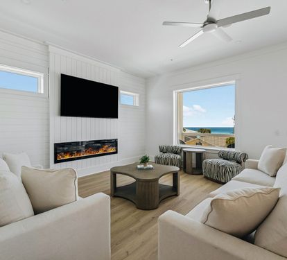 Well Appointed Living Area with Electric Fireplace