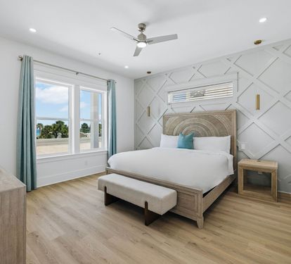 1st Floor - King Guest Suite