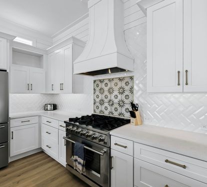 Offering High-End, Stainless Steel Appliances