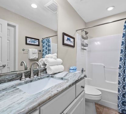 20 San Carlos 1205 Bathroom 2