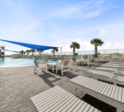 San Carlos Pool Lounging Area
