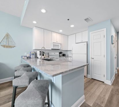 Lighthouse 1709 Kitchen Counter Seats 4