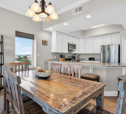 San Carlos 309 Dining Table Seats 6