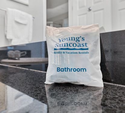San Carlos 309 Bathroom Amenity Package