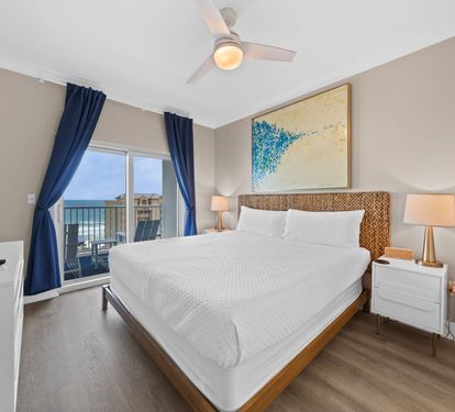 Crystal Tower 904 Primary Bedroom with King Bed
