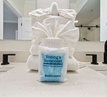 Crystal Tower 904 Bathroom Amenity Package