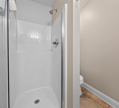 Lighthouse 1710 Bathroom 2 with Step-in Shower