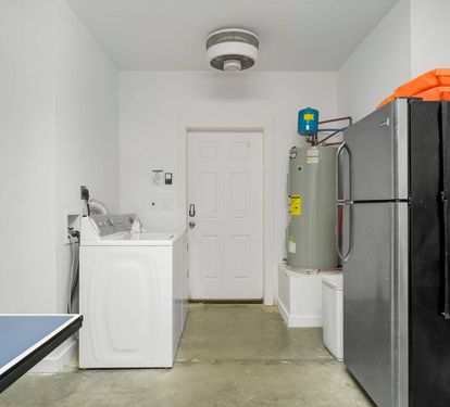 Pack light: washer, dryer, and a 2nd full size fridge on site