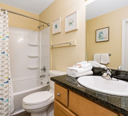 Cabana Beach House Primary Bathroom with Tub/Shower Combo