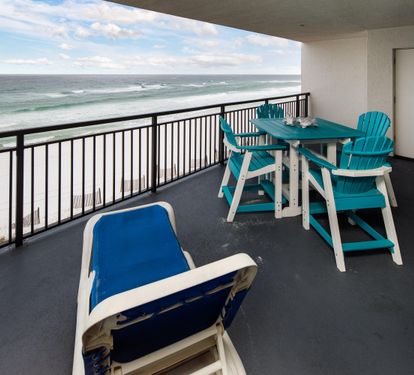 Balcony seating/dining and view with chaise
