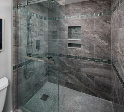 Master walk in shower